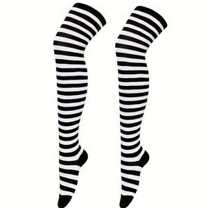 ‎OVER THE KNEE SOCKS
